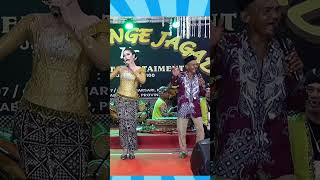 Download lagu PANTAI LOGENDING mp3