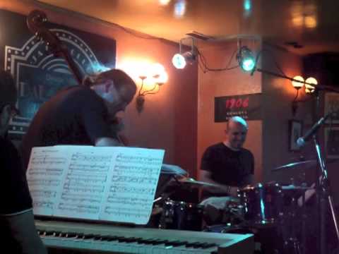 Tom Gullion Quartet - Mingle In The Mincing Machine