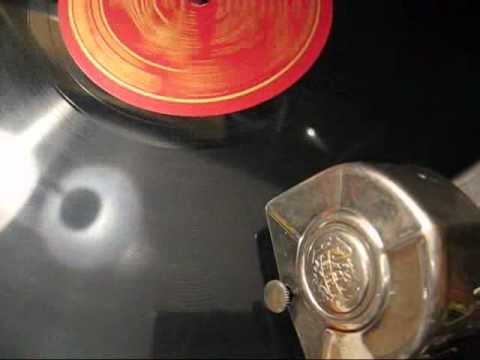 Bar-Trio mit Gesang - Wenn der rote Mohn erblüht / Du gehst an mir vorbei / Über die Prärie