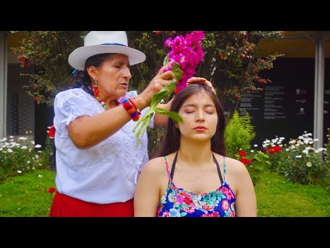 Energy cleansing (limpia) massage with hair cracking, whispering, ASMR triggers by Doña Rosa