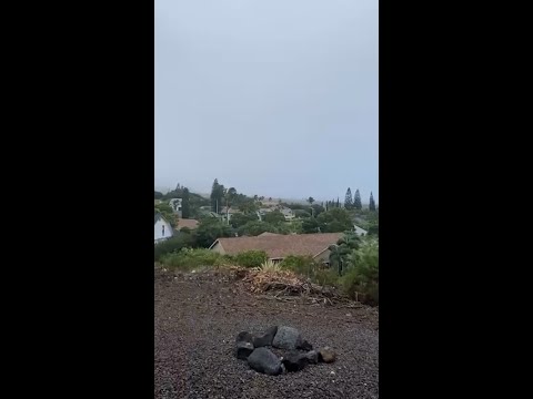 Lala batters Hawaiian villages with strong winds and rain
