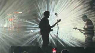 Adamlar - Yanmış İçinden | Live at Uniq İstanbul | 28.10.2023