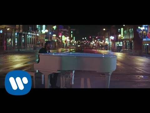 Chris Janson - "Drunk Girl" (Official Music Video)
