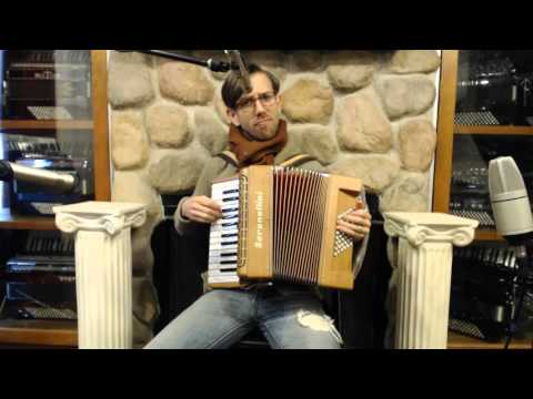 SERE262MW - NEW Cherry Serenellini 262 MW Piano Accordion MM 26 48 $3499