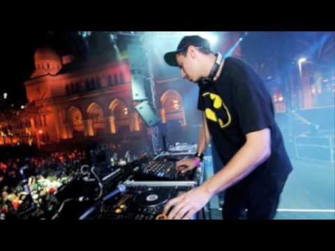 Let's Buy Control Hapiness (Dj Esteban Bootleg) - Boys Noize vs Dataworx