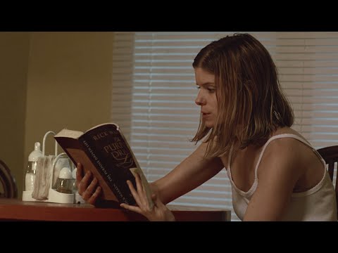 Captive (2015) (TV Spot 'Book')