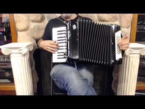 2123 - Black Giulietti Bassetti Chromatic Free Bass M 26 26 $995