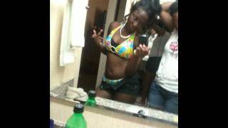 ♥♥♥♥SHAWY VIOLATING♥♥♥♥YO GOTTI FT LA CHAT.wmv