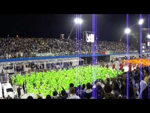 Bateria da Mocidade Alegre 2011 - Fantástico é Iludir Você