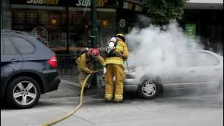 preview picture of video 'New Westminster Small Car Fire'