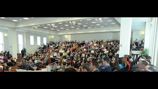 Biserica Micalaca aproape de semeni