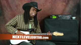 Lead electric guitar lesson with Larry Mitchell add jazzy chromatics to solo lines and arpeggios