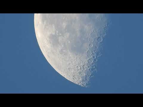 F-16 pulls out of tail wind stall