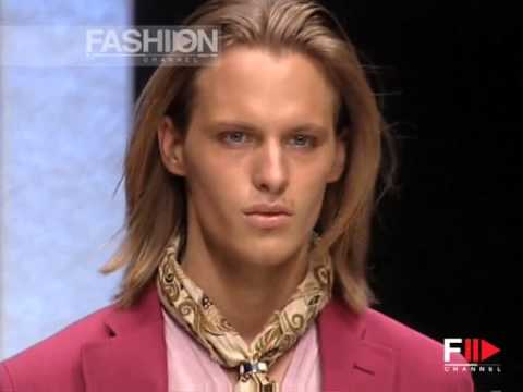 "Valentino" Spring Summer 2005 2 of 2 Paris Menswear by FashionChannel