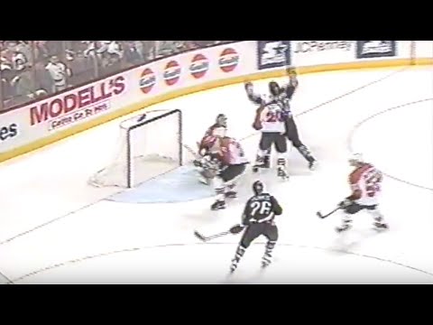 Wayne Primeau Goal - Game 1, 1998 ECQF Sabres vs. Flyers