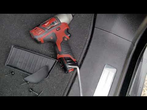 How To Remove 2021-2026 Chevrolet Suburban Door Panel.