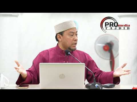 MENCIUM HAJARUL ASWAD