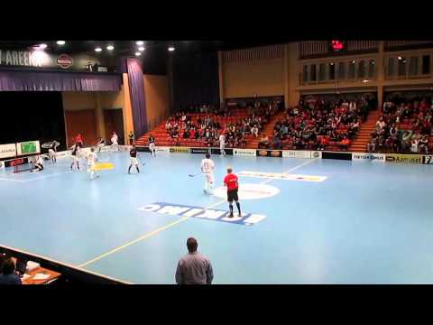 Kickpass by Michal Podhrasky (TPS Salibandy/CZE) in Finnish Salibandyliiga match