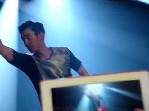 [Fancam] 130602 SS5iNA DAY 2 - Siwon tumb Kisses
