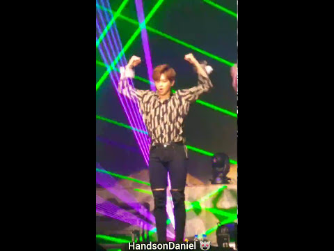 170922 WANNAONE Singapore 강다니엘 직캠 Kang Daniel focus - Never