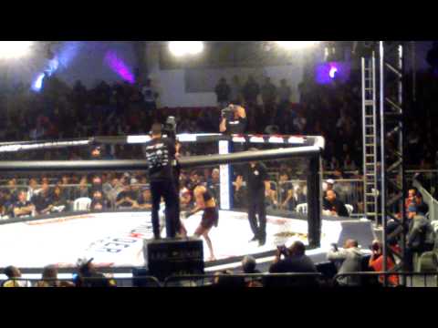 Thunder Fight 4  1° round luta feminina