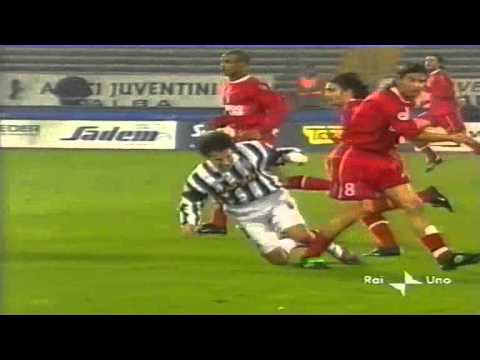 Serie A 2001-2002, day 13 Juventus - Perugia 2-0 (Nedved, Trezeguet)