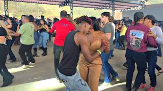 DOIS PRA LÁ E DOIS PRA CÁ | AS MELHORES DO BAILÃO "XOTE E VANERÃO"
