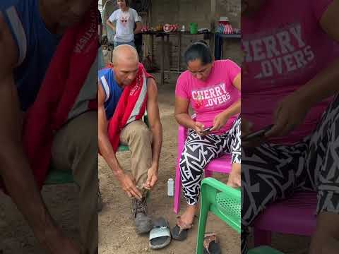 La s3erpiente en la bota a Pepe 🐍