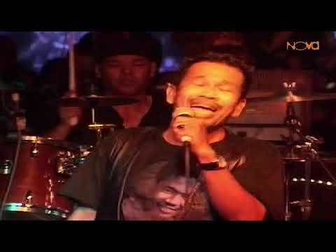 Debunga Wangi - Lefthanded Live & Unplugged at Planet Hollywood '06