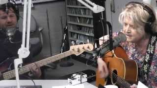 Kim Richey Performs "Wreck Your Wheels" Live on 91.3, WUKY - Lexington, KY