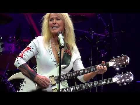 Lita Ford Live 2023 ???? Close My Eyes Forever ???? Dec 16 ⬘ Sugar Land, TX