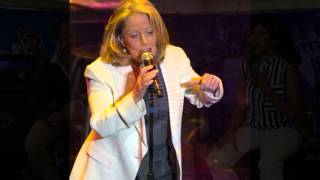 Lesley Gore - Look of love (live) 60s on 6 with Cousin Brucie 2014