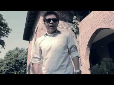 Shwe Htoo   Min Shez Nay Pay Par  မင္းရွိေနေပးပါ  ft Timmy