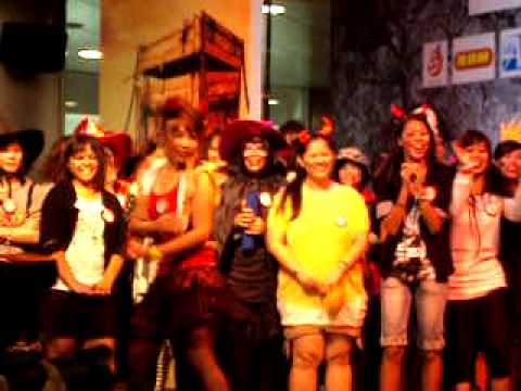 U-KISS dance abracadabra with yuii