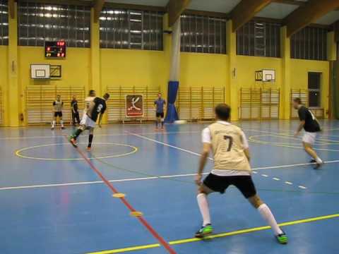 StrefaFutbolu.pl: PZU - Delta Contact (1)