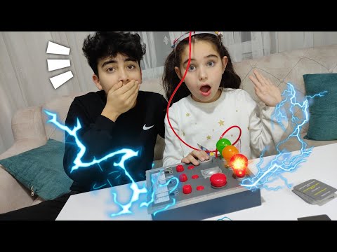 YALAN MAKİNESİNİ TEST EDİYORUZ!! AŞIRI KOMİK DENEME !! @RukiyeÇetinkaya @linacetinkayaofficial