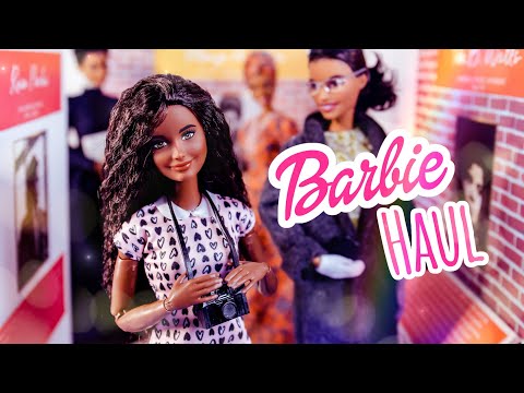 Barbie lėlė Mattel KarjerA - Naminių gyvūnėlių fotografas (HCN10) video