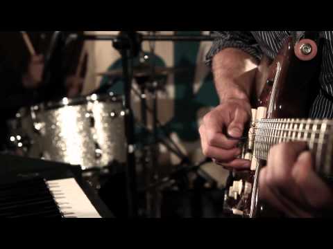 Converse Rubber Tracks: Ready, Set - The Darcys perform "The Mountains Make Way"