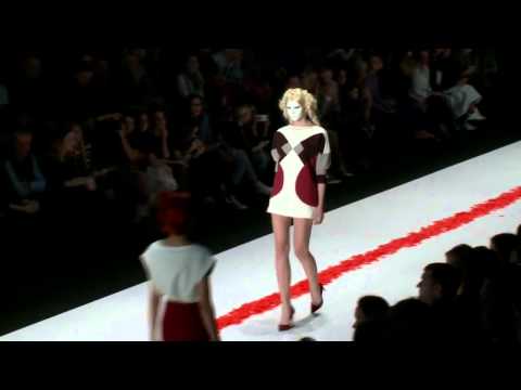ПОКАЗ DIMANEU Fall Winter 2015 16 В РАМКАХ MERCEDES BENZ FASHION WEEK RUSSIA