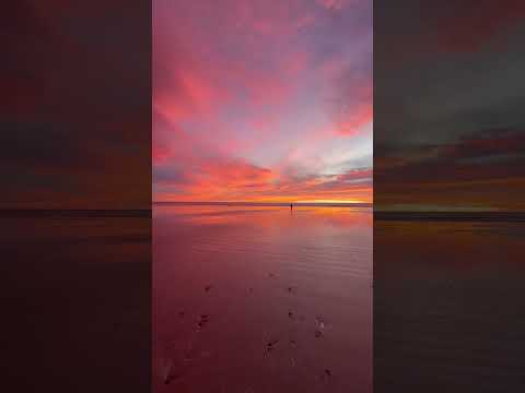 Video: @valdesromi | Rada Tilly, Chubut. La magia del amanecer en la costa atlántica. #radatilly #ar