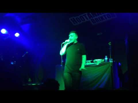 Gardna - 17/12/2016 at Hootananny Brixton The ASBO Disco (Kiko Bun On Stage)