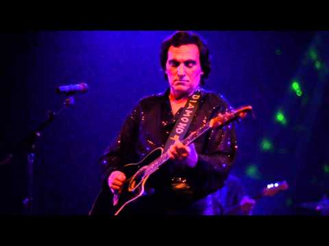 Double Diamond - The Definitive NEIL DIAMOND Tribute  Victoria, BC