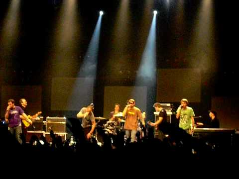 Clueso feat. Blumentopf - Egal wo [live im Kölner Palladium, 27.12.2008] (HQ)