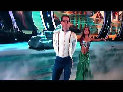 Bobby bones and Sharna waltz wk 5