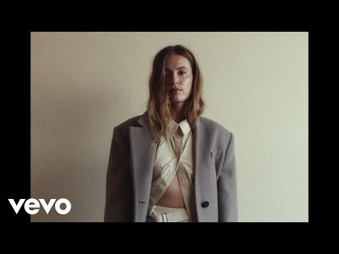 FLETCHER - Don't Tempt Me... (Official Visual)