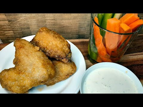 Homemade Buffalo-Style Hot Wings Recipe with Blue Cheese Dip