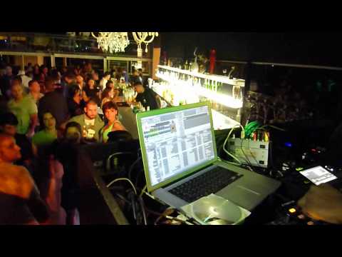 Sima Dj & Quentin Harris @ Papito's Club 06102012