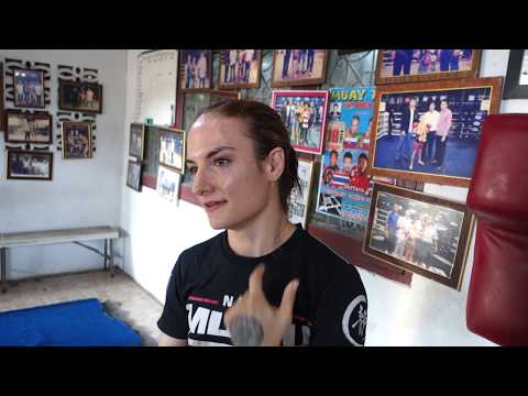 Sylvie's  Muay Thai Technique Vlog - The 9th Limb in Clinch