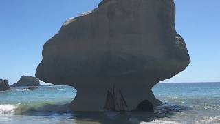 Slow Day at Cathedral Cove