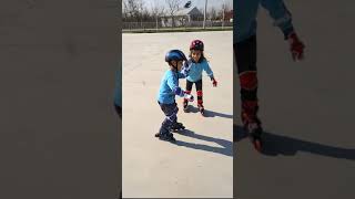 ESİLA İLE EMİR ARDA PATEN ÖĞRENİYOR